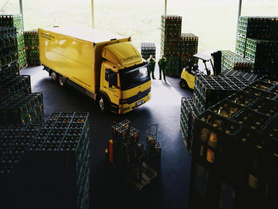  Mercedes-Benz Atego 2028 1998 года  (фото 2 из 3)